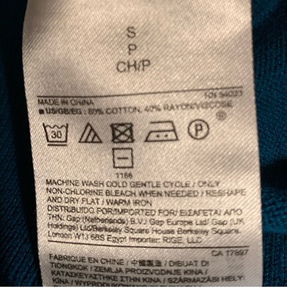 Banana Republic Factory, “V” Neck Cardigan Sweater, TEAL, Size Small ~Work Wear - Picture 4 of 6